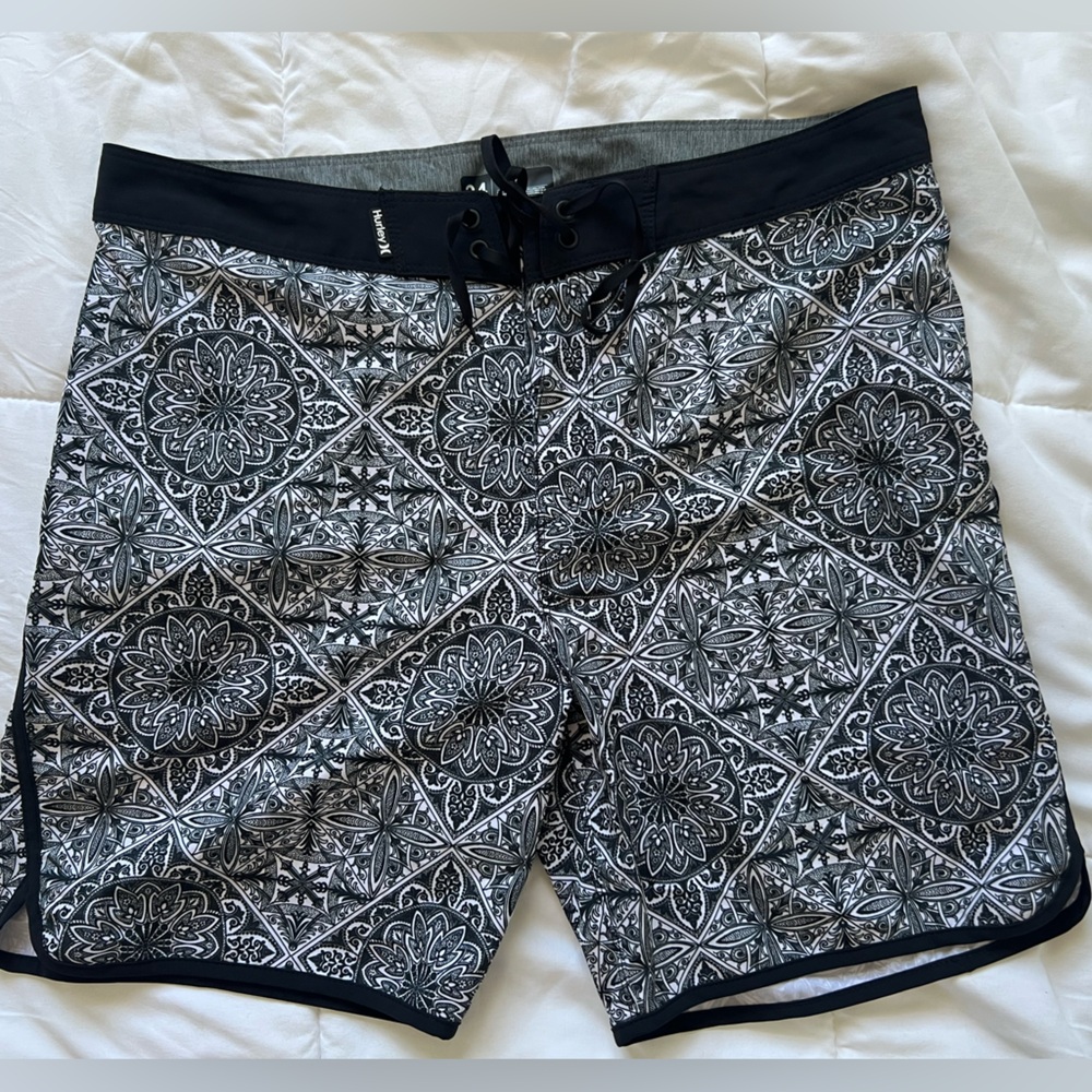 Hurley Mens Phantom Boardshorts Size 34